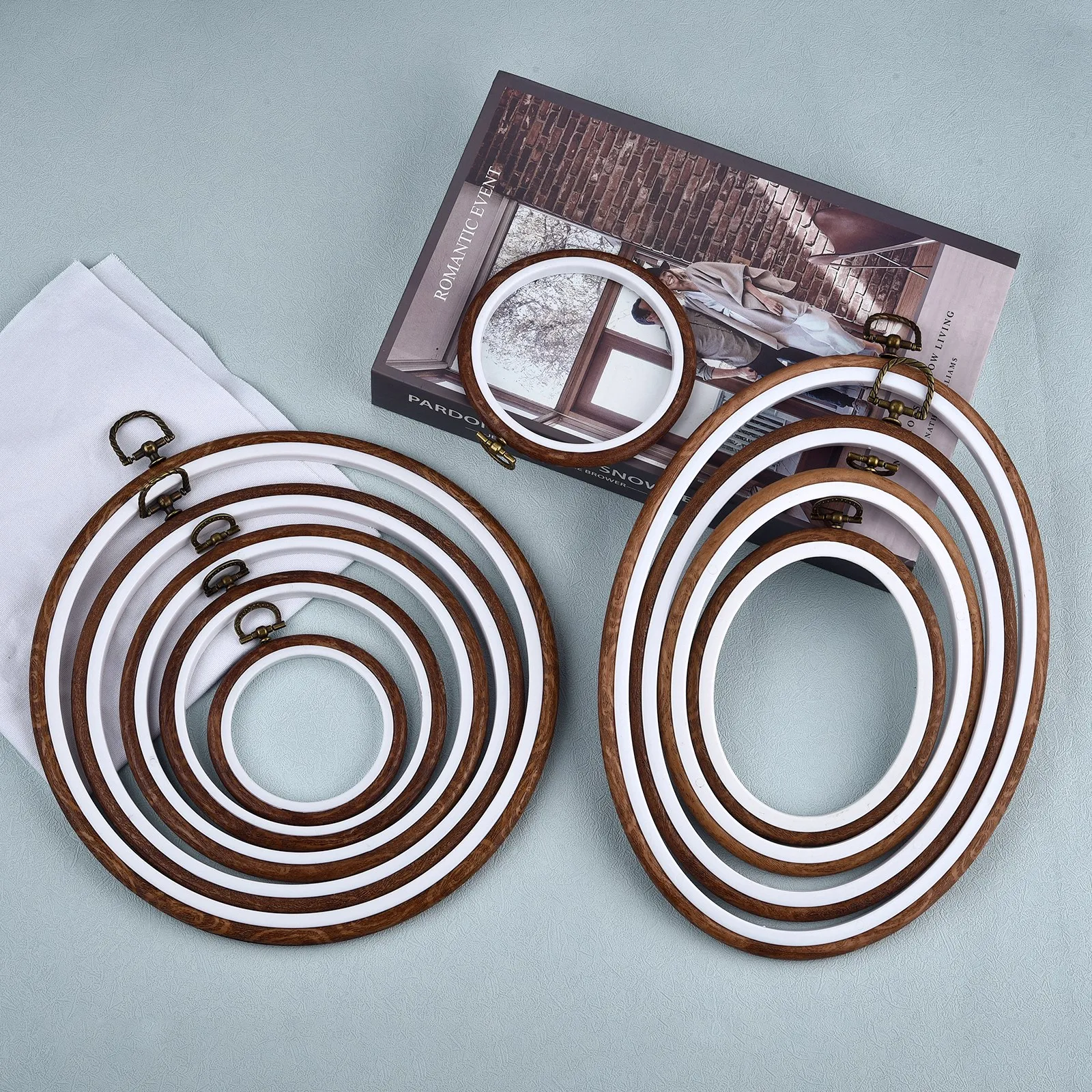8-27cm Embroidery Hoop Round Oval Shape Plastic Hoops Frame Ring For DIY Cross Stitch Craft Embroideried Hoop Imitation Wood