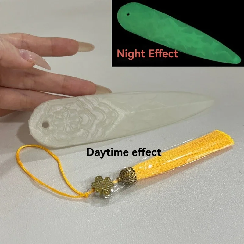 

Gradient 3D Bookmark Stick with Gold Tassel - Elegant Korean Style Dart Props for Women Fashionable Hair Accessories, Party Gift