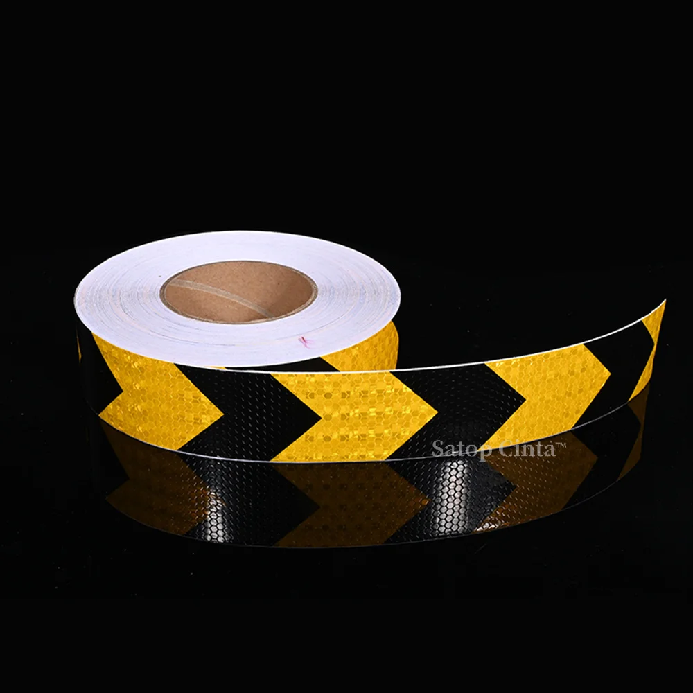 5cmx25m Yellow Black Arrow Lattice Reflective Tape Sticker PVC Reflector For Things Car Vehicle Truck Roadway Parking Reminding