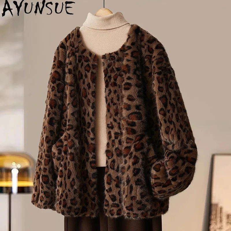 معاطف فرو المنك من AYUNSUE للنساء 2025 معاطف وسترات شتوية للسيدات ملابس على الموضة الكورية للنساء Pelzmantel Damen