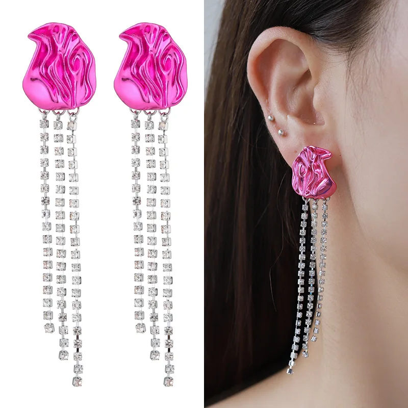 Kenjie Digital Wind Color Metal Earrings Women's Electrophoresis Color Claw Chain Tassel Irregular Texture Exaggerated Stud Earr
