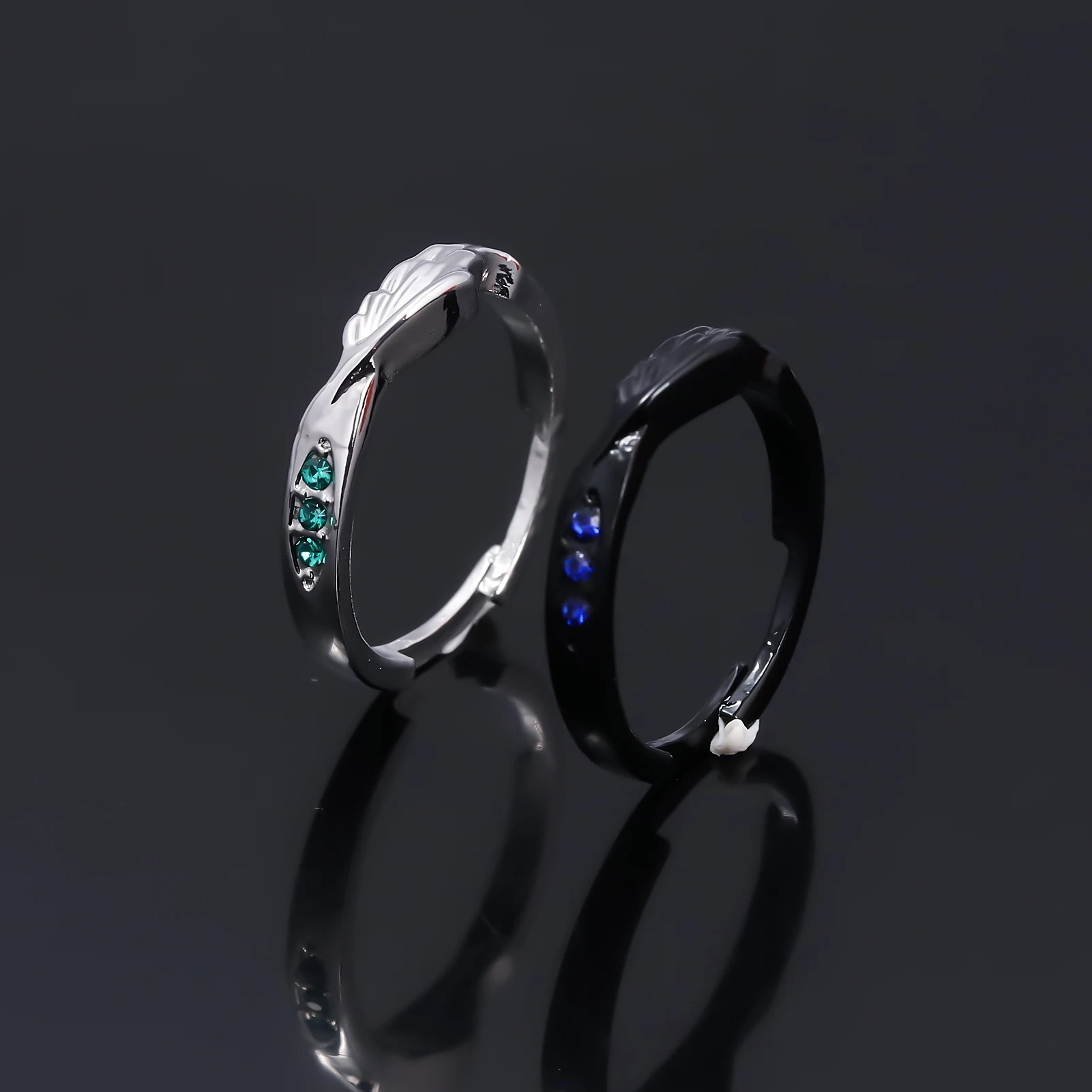Anime Ring Shingeki no Kyojin Eren Jaeger Levi Ackerman Annie Leonhart Ring Attack Titan Cosplay Men Women Bag Jewelry