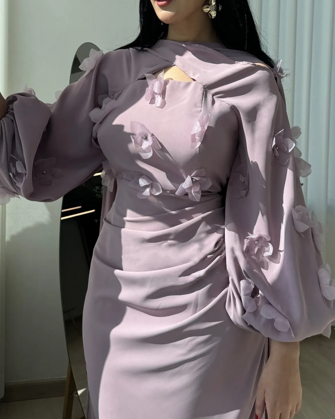 

Customized Long Sleeves Evening Dresses Prom Dresses Pleated Chiffon Flowers Floor Length Vestidos De Noches Party Gowns