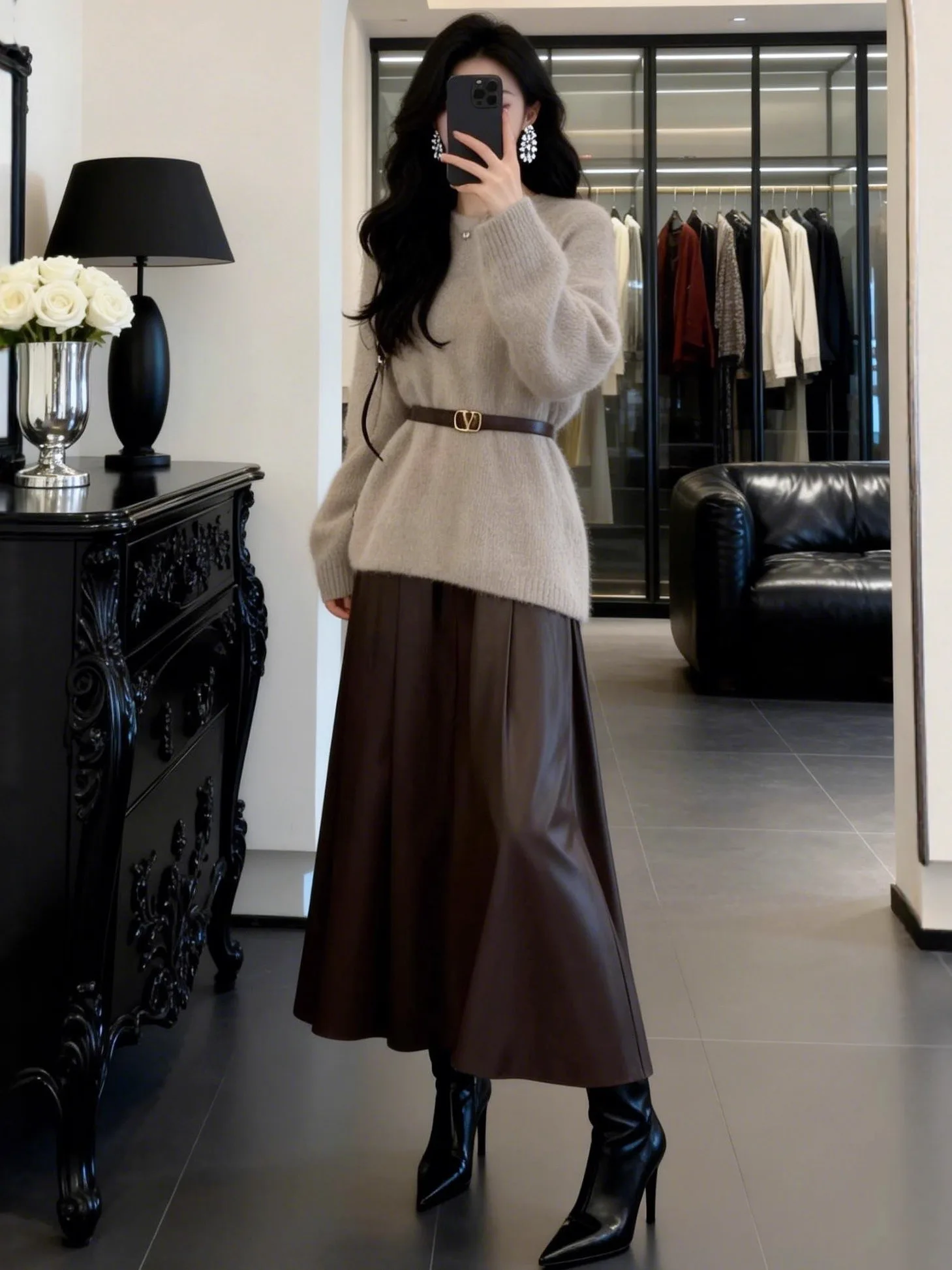 

Модный зимний комплект из двух предметов: свитер и юбка в стиле французской моды, новинка 2025 года, женский комплект с высокой талией и круглым вырезом...