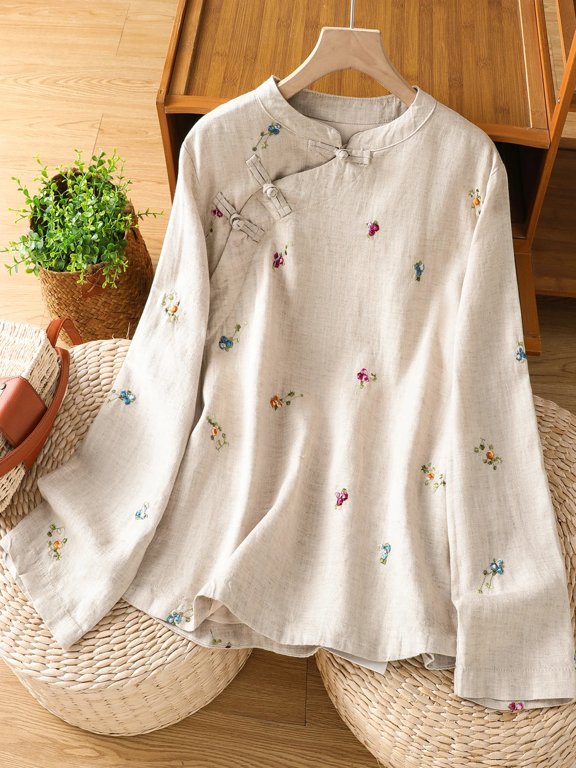 Chińska bluzka damska w dużych rozmiarach, lniana, haftowana, z patchworkowym kołnierzykiem, długa, codzienna, z kwiatowym wzorem, w stylu vintage.