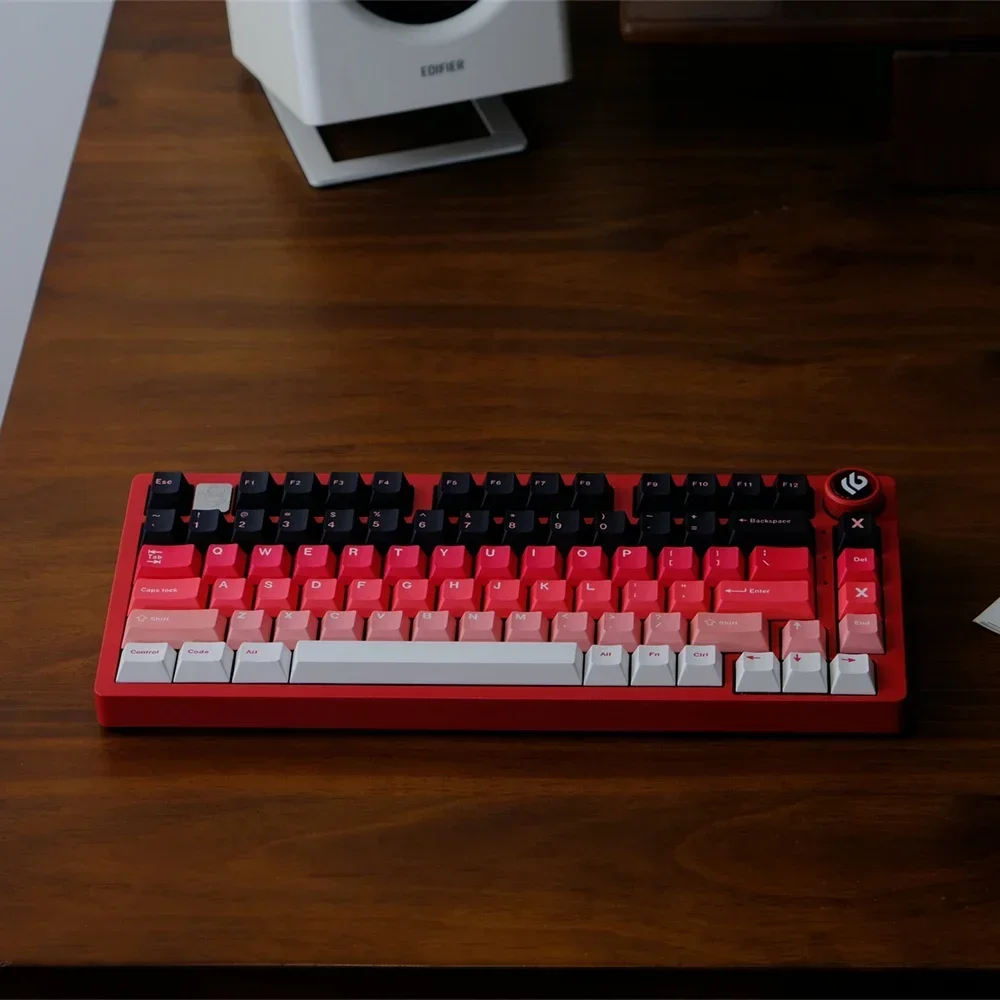 Gradual change first love, keycap PBT original height, thermal sublimation, mechanical keyboard cap