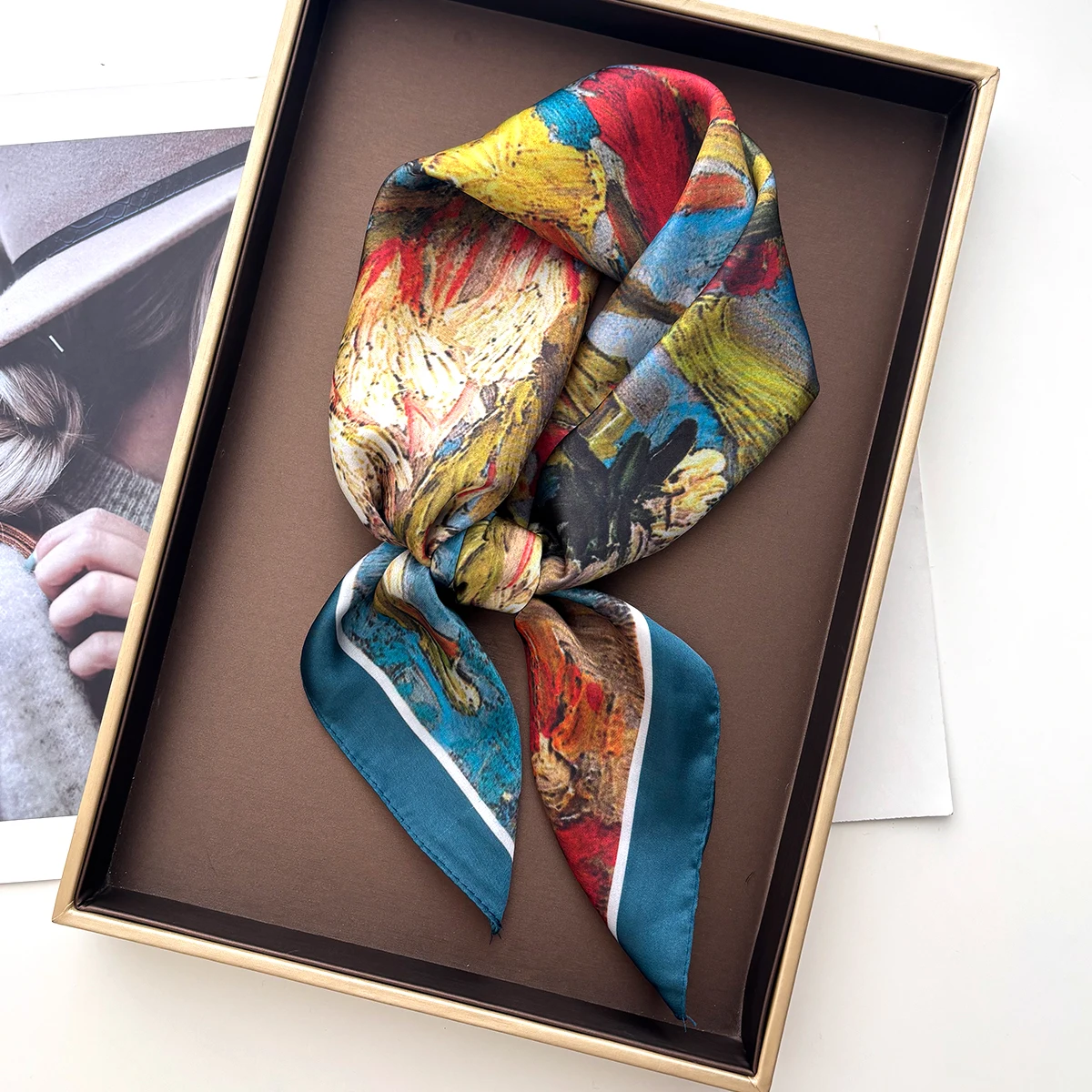 2026 Damen Eleganter Schal mit Ölmuster, Imitationsschals, quadratische Haarbänder, Foulard, Damen-Bandana, Halstuch, Stirnbänder – Detail 3