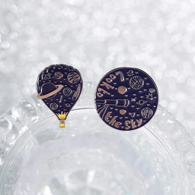 Cartoon Game Console Battery Enamel Brooch Lapel Pin Soda Can Hot Air Balloon Moon Heart Coffee Blood Bag Metal Badge Jewelry