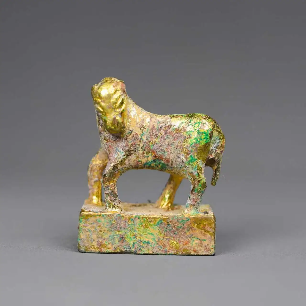 Retro collection bronze gilded animal seal Zodiac model desktop decoration seal ornaments