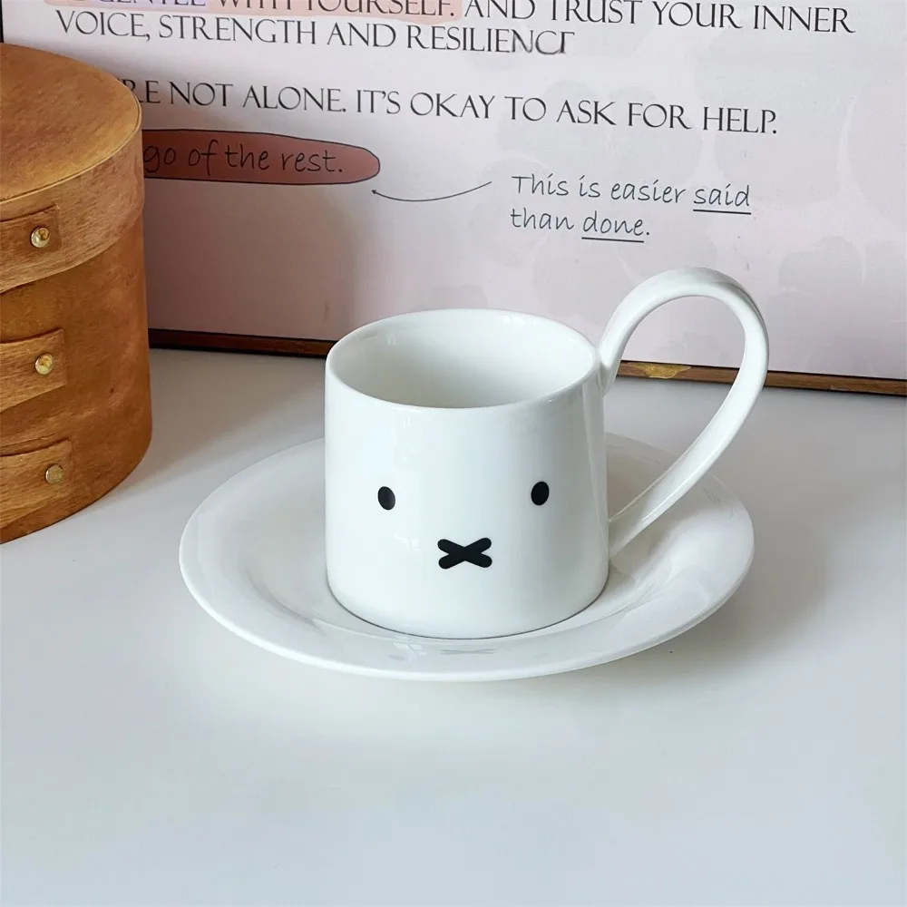 만화 미피 세라믹 커피 컵 귀여운 토끼 가정용 음료 컵 아침 우유 컵 고급스럽고 정교한 창의적 디자인