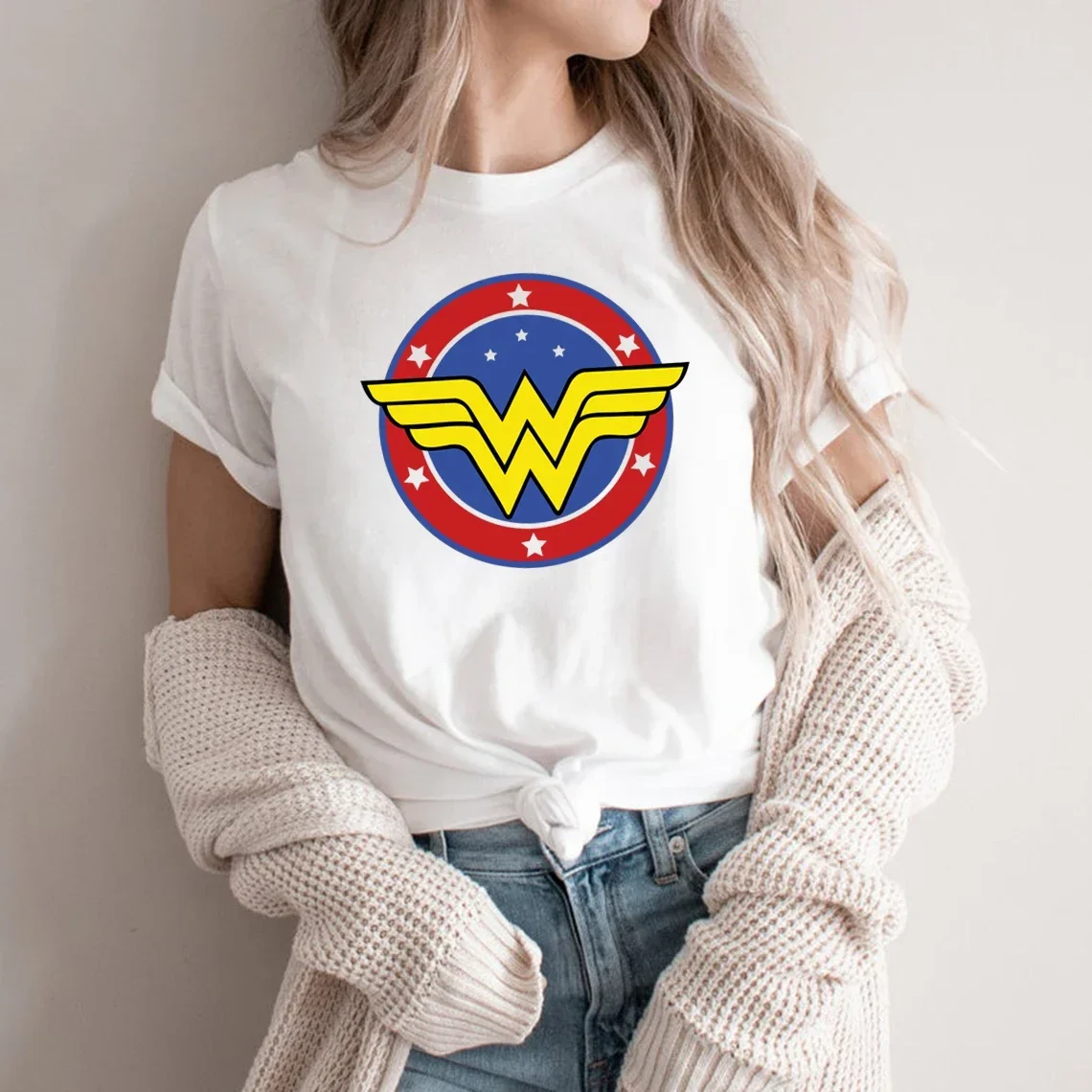 Wonder Female T-Shirt Muttertagsgeschenk T-Shirt Feministisches Shirt Girl Power T-Shirt Superheld Mama T-Shirt Wonder Mom Frauen Grafik-T-Shirt