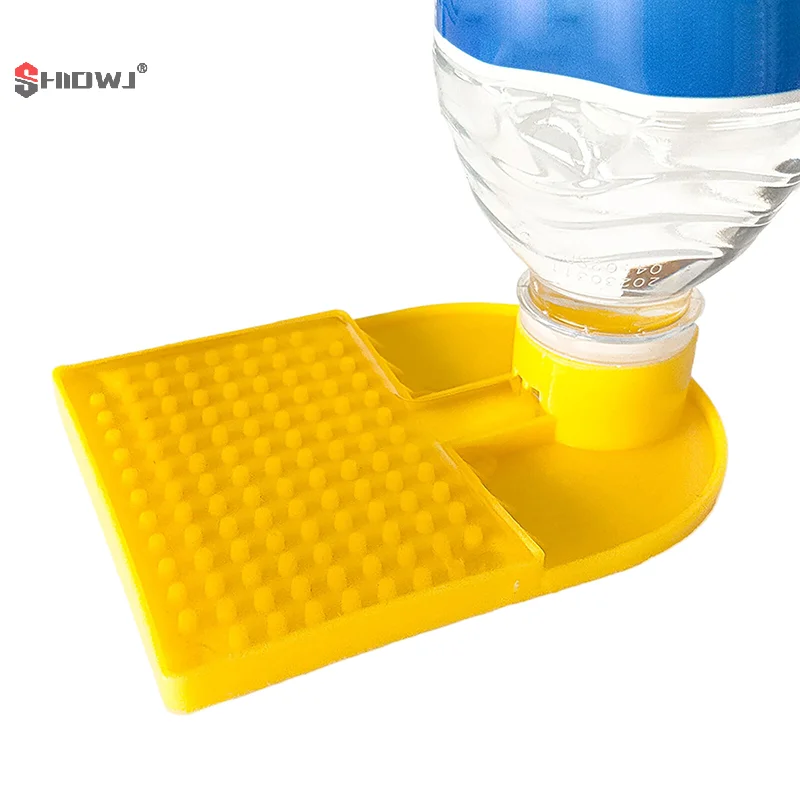 1Pcs Bees Water Feeder New Design Entrance In Beehive Feeding Internal Mineral Bottle Adaptor Anti Drowning Beekeeping Supplies