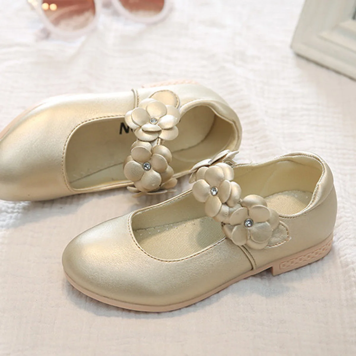 

1Pair Children Sole Shoes Fashion Breathable Soft Sole Anti-Odor Wet Weather Resistant White 29 Eu28.5 .5 Uk11