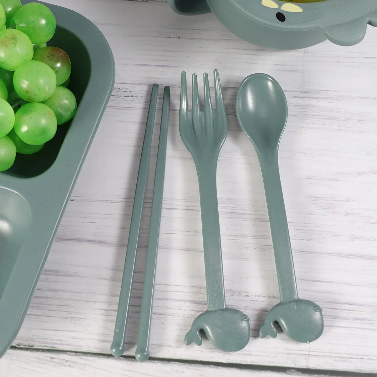 1Set Kids Flatware Set Dinosaur Design Compact Lightweight Children Tableware for Daily Use Picnic Travel Formal Events Gift