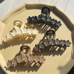 Flower Hair Claw Grip Clip Matte Shark Clip Women's Hair Clip Internet Celebrity Popular Small Flower Clip Hair Accessories