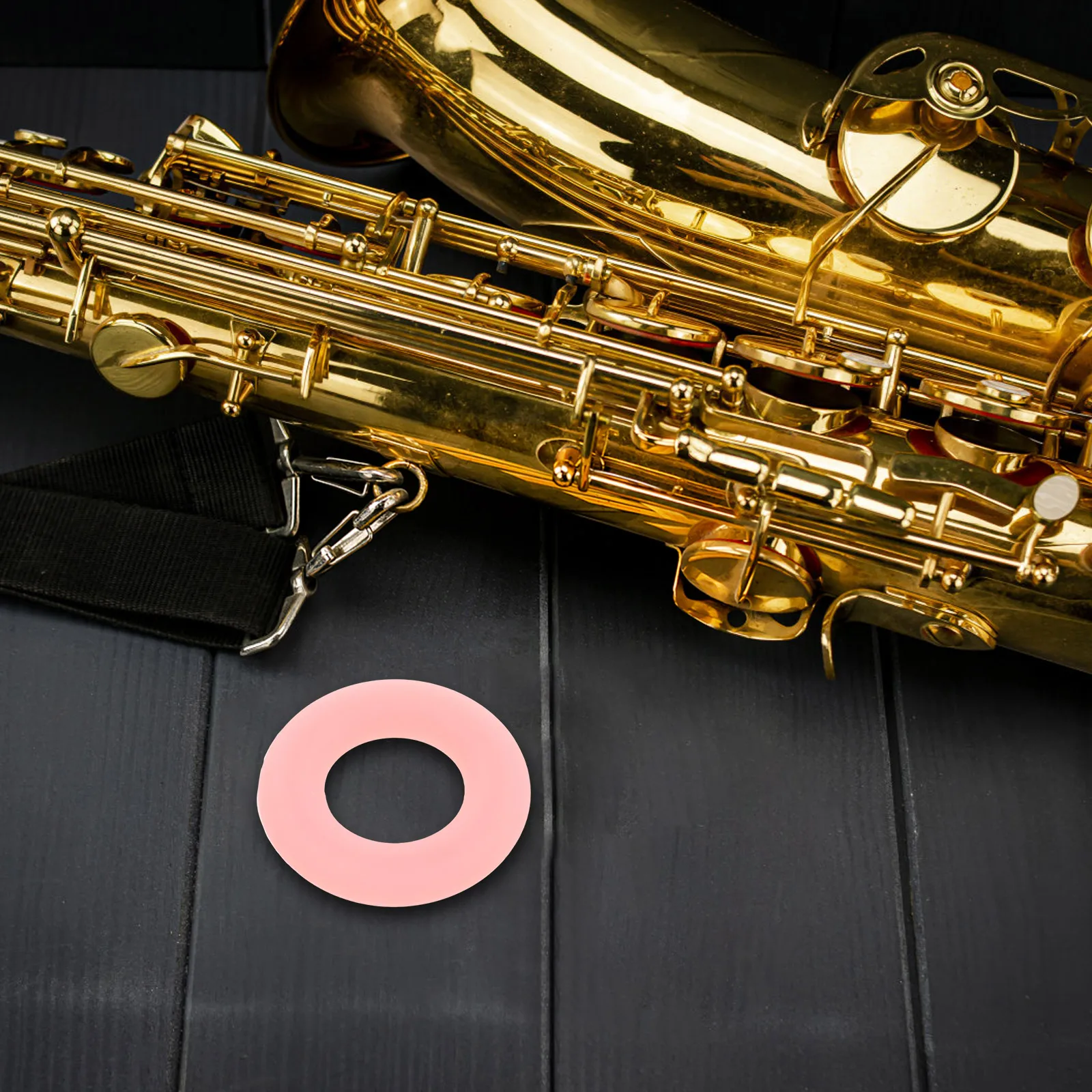 

Noise Reduction Circle Musical Instrument Accessories Pink Silica Gel Alto Saxophone Mute