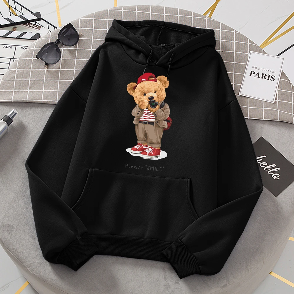 Fashion Teddy Bear Taking Your Photo Sweatshirt Woman Hip Hop Loose Hooded Casual Autumn Fur-Liner Hoodies Fashion S-Xxl Tops