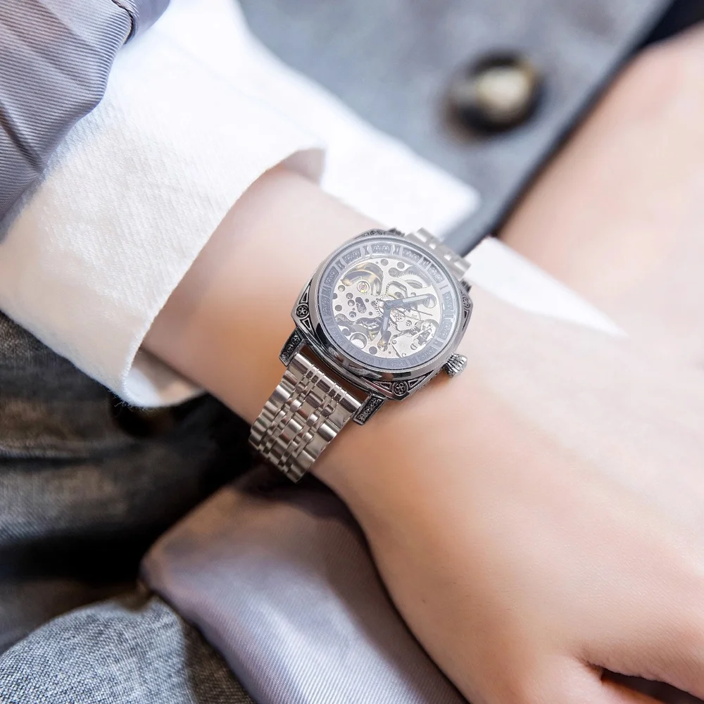 

Light Luxury Niche Women's Fully Automatic Skeleton Mechanical Watch, Vintage Carved Design, Luxurious and Elegant Women's Watch, Waterproof and Wear-Resistant, Luminous Women's Watch, Business Casual Versatile High-Value Women's Mechanical Watch, Exquisi