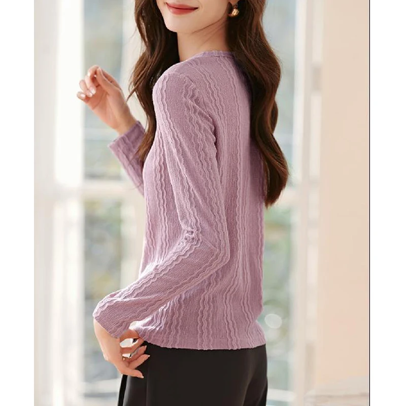 Women Korean Fashion Solid Textured Diamonds Elegant Basic T-shirt 2024 Spring Autumn Casual V Neck Long Sleeve Slim Chic Tops