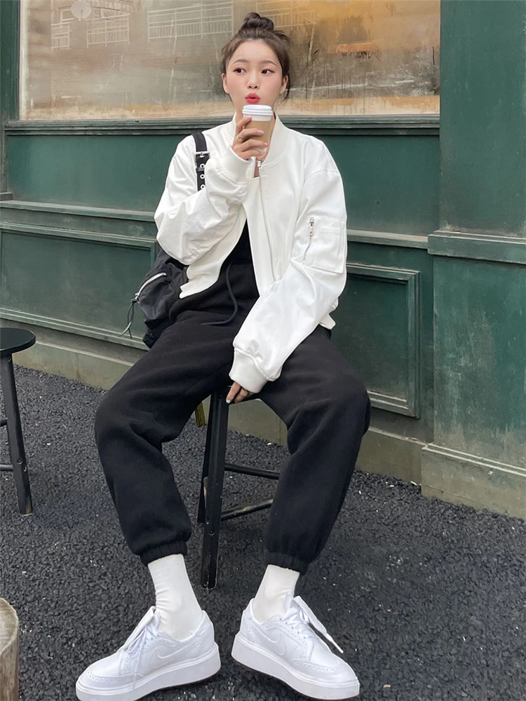 เสื้อแจ็คเก็ตเบสบอลผู้หญิงทรงหลวม สไตล์เกาหลี ผ้าฝ้ายให้ความอบอุ่น ซับในยาว ซิปปิด สี