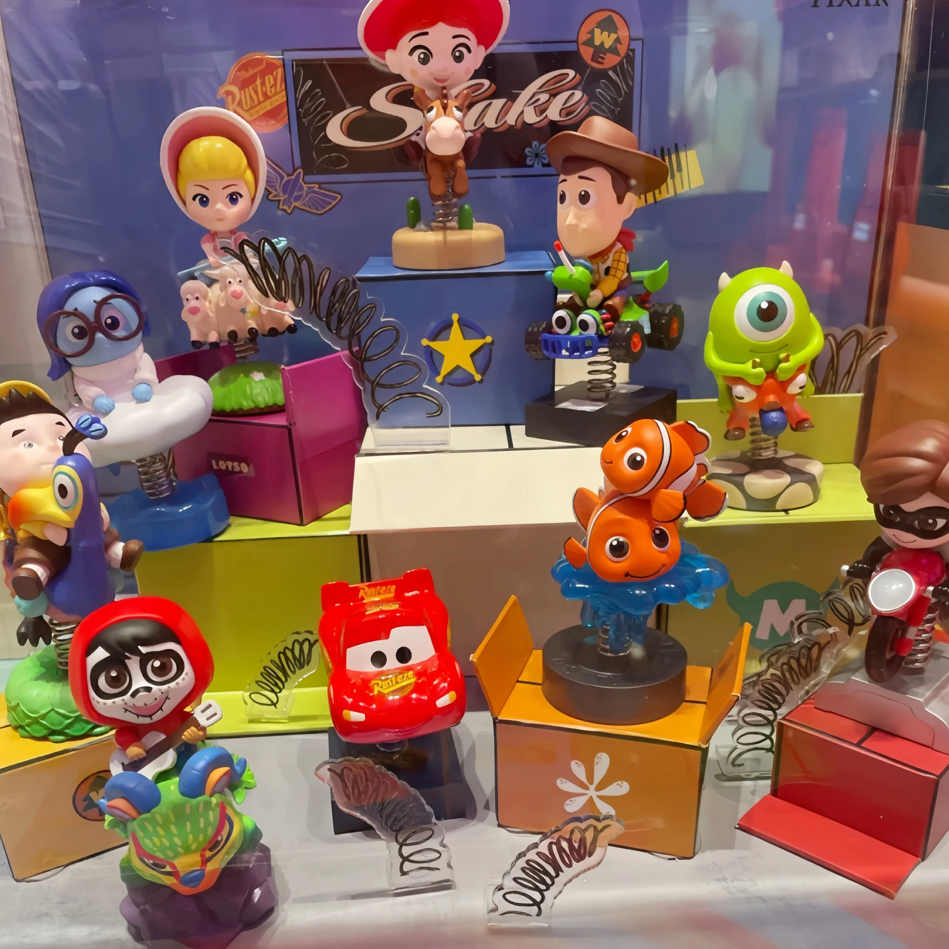 

Disney Pixar Shake Series глухая коробка Disney/pixar Shake Series ручной работы, милое украшение, праздничные подарки на день рождения