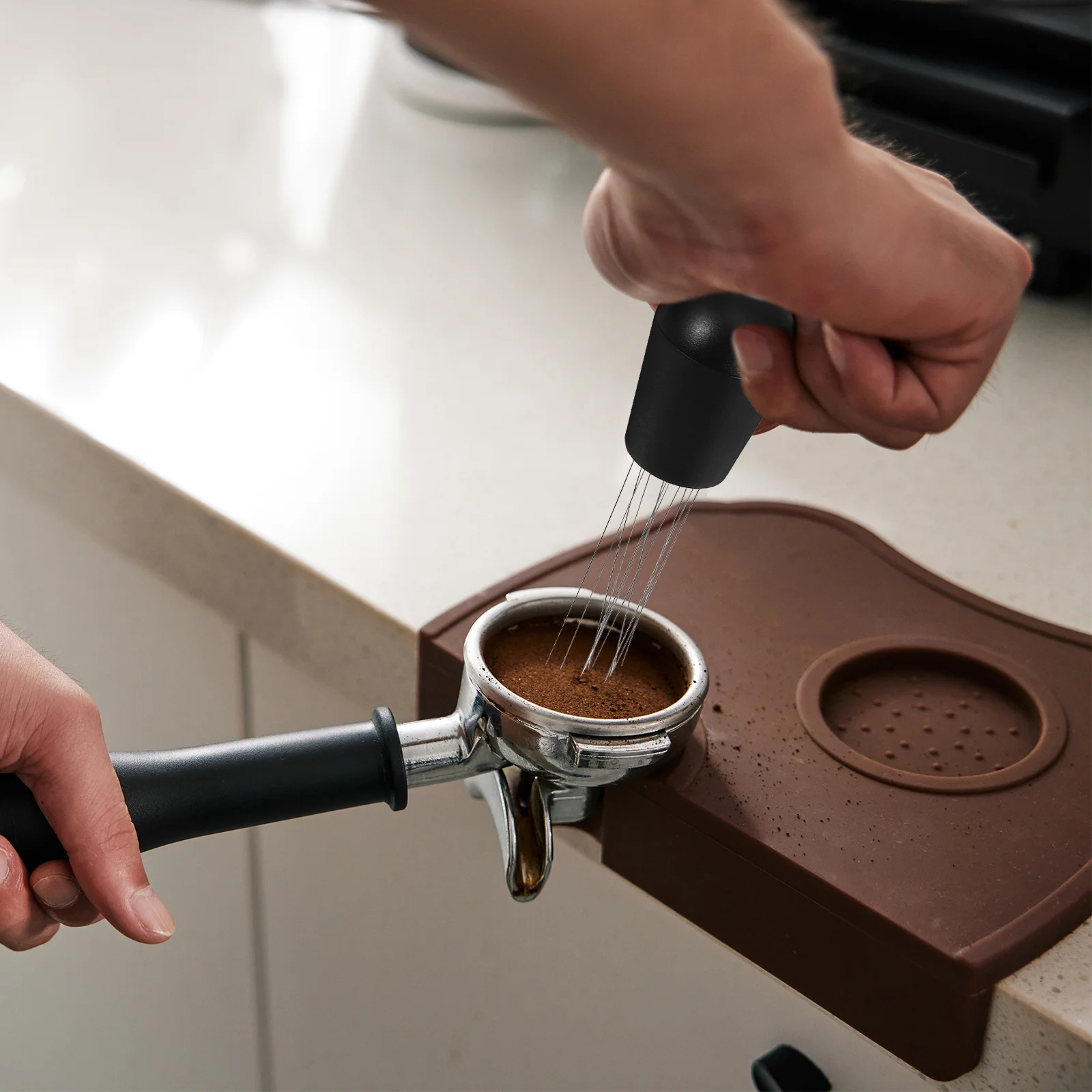 

Espresso Coffee Stirrer Stainless Steel Needle Distributor Tool Coffee Powder Stirring Tool Stand Base Espresso Metal Stirrer