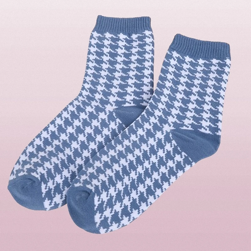 Chaussettes à tube moyen pour femmes, haute qualité, style collège, chaussettes décontractées pour dames, nouvelle mode, 3/6 paires, 2024