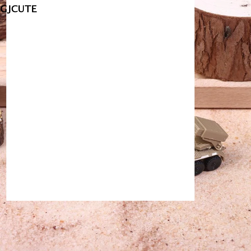 ชุด 4 ชิ้น/เซ็ต 1/144 รถจรวด BM21 ของโซเวียต รถถังอิตาลี Centaur B1 ลูกเหล็ก 4D ของเล่นแบบเลื่อนได้ รุ่นทหาร