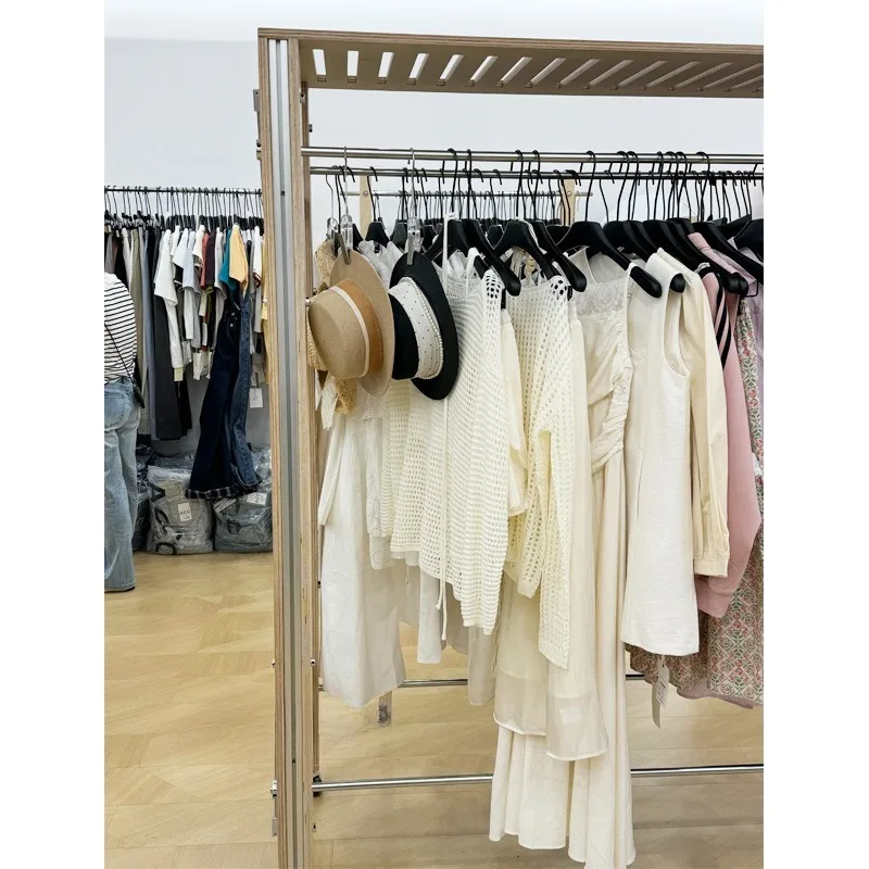 Stainless steel clothing rack, clothing store display rack with wheels
