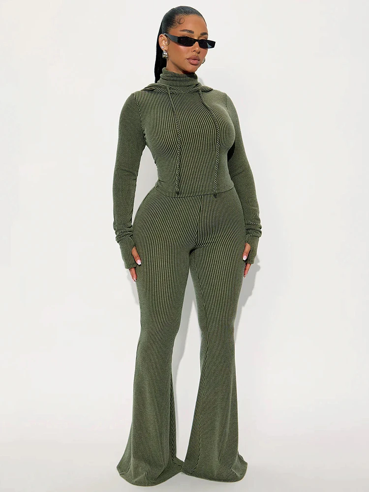 

Weird Puss Casuals Turtleneck Stripes 2 Piece Set Women Hooded Shirring Full Sleeve Top+Flare Pants Stretch Sporty Streetwear