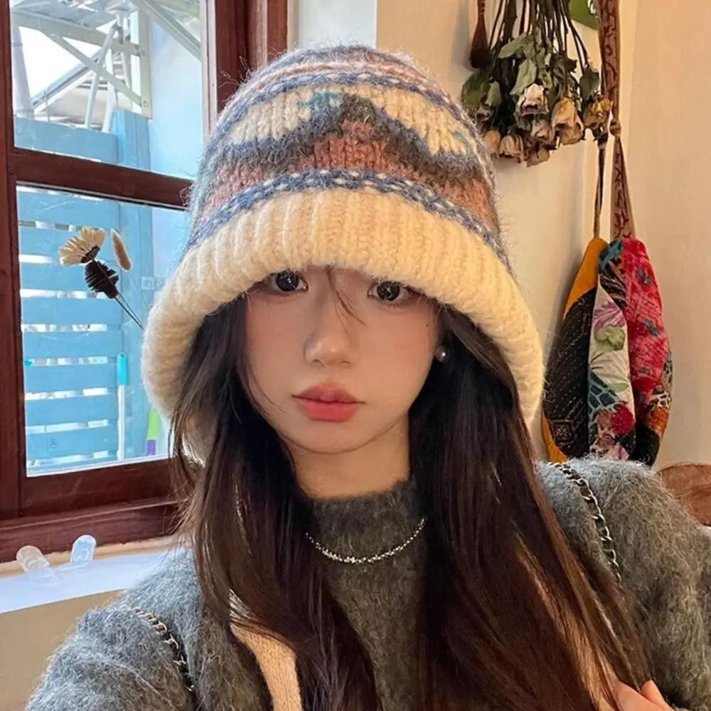 

Повседневная шляпа в этническом стиле Fair Isle Style, ветрозащитная утолщенная вязаная плюшевая шапка, теплый пуловер в стиле ретро, шапка-бини, велосипедная шапка