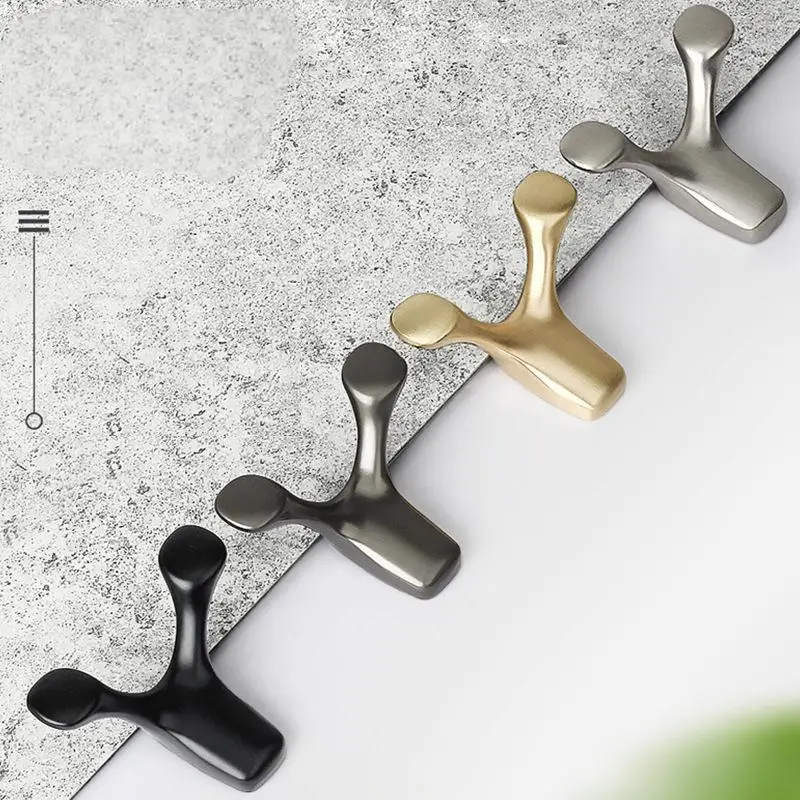 1Pcs European horn clothes hook single perforated clothes hook wardrobe kitchen and bathroom wall hanging creative clothes hook