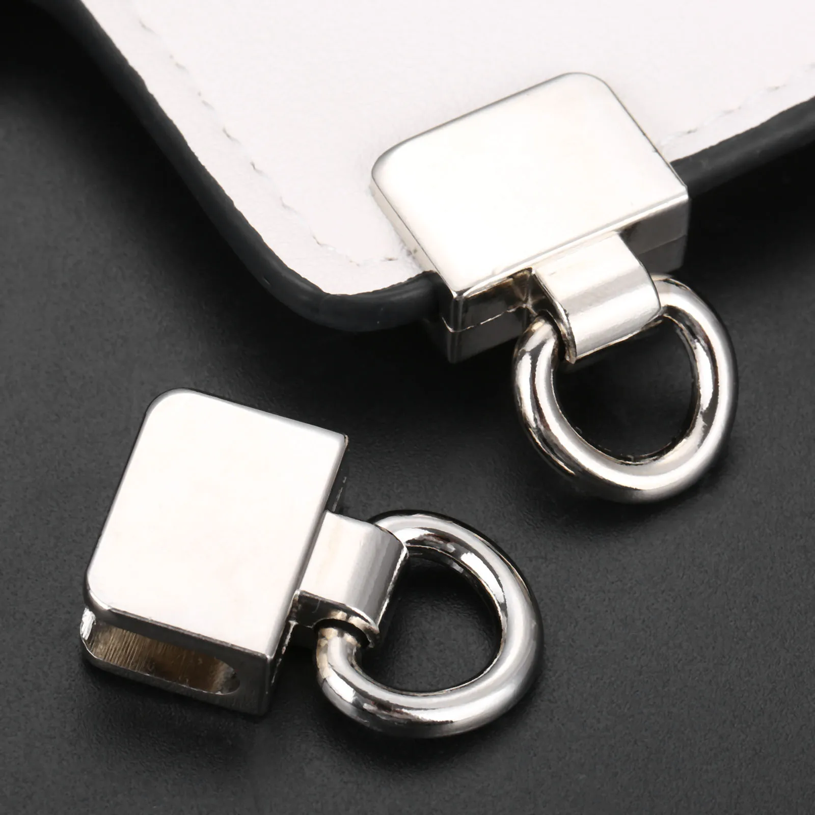 2Pcs Square Metal Claps Buckle Hook DIY Hardware Accessories Garment Belts Bag Hanging Hook Strap Chain Handbag Handle Connector