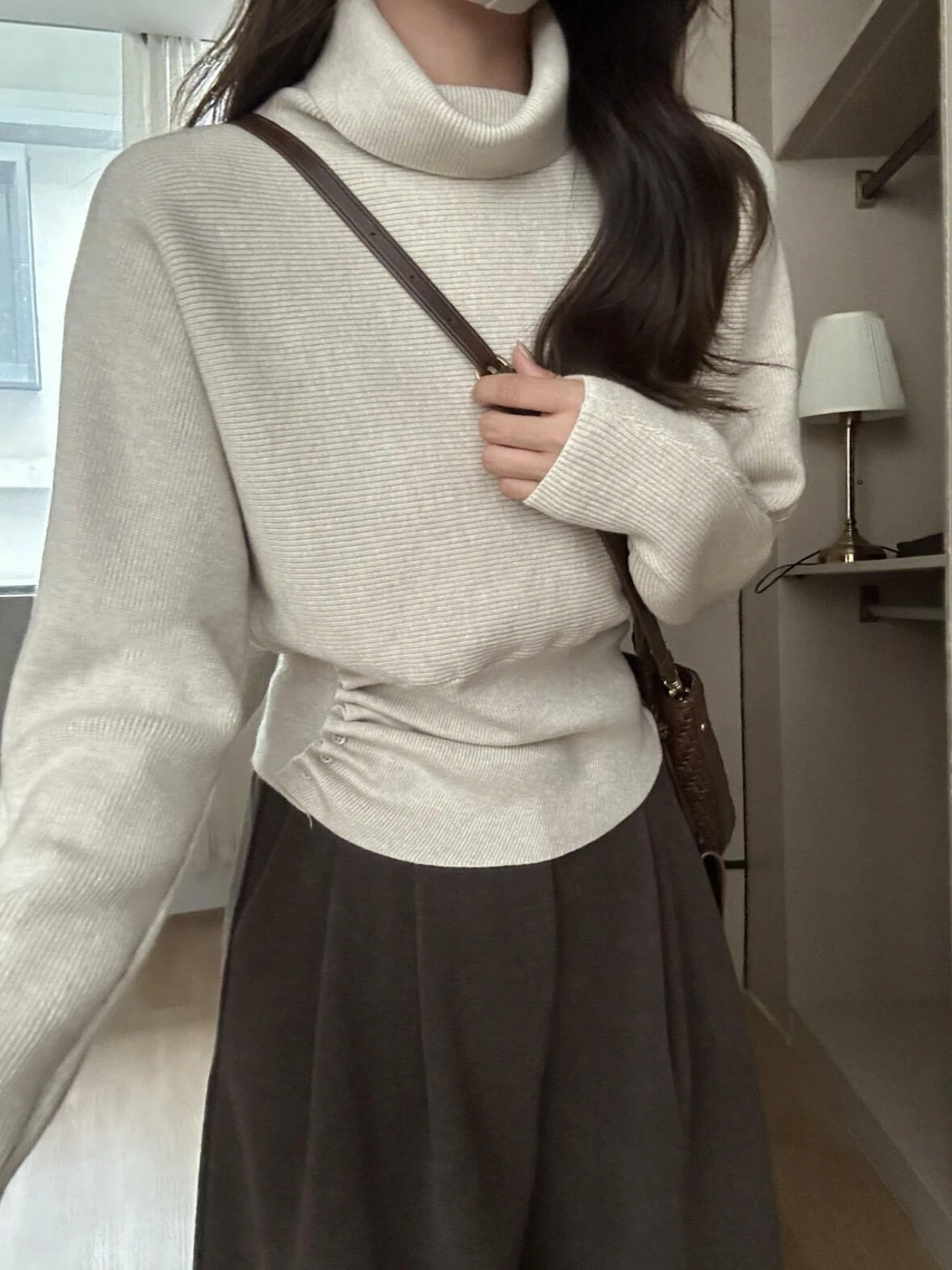 

Korean Sle High Collar Side Gathered Design Knitted Sweater Women Spring Inner Wear Slimming Base irt Top