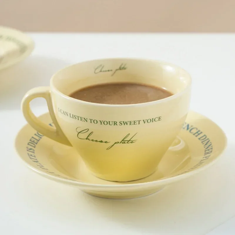 Keramiktasse und Untertasse, Kaffeetassen-Set, Milchbecher, Dessertteller, Teegeschirr, Nachmittagstee, Tasse, Trinkgeschirr, Trinkutensilien, Geburtstagsgeschenk