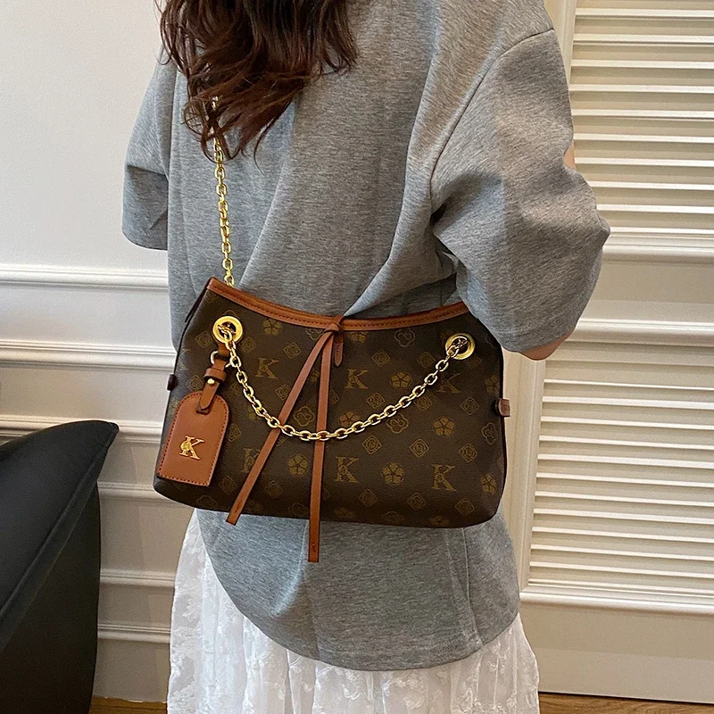 

Best Designer Messenger Bag for Women Leather Classic Simple Unique High-End with Large Capacity Trendy Style