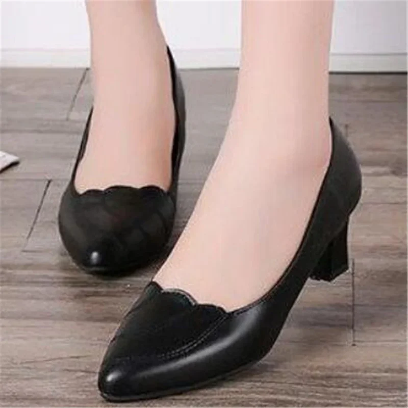 Spring Autumn High Heels for Women British Ladies Shoes Slip-On Pumps Fashion Block Heel Loafers Breathable 2024