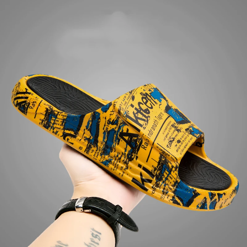 Summer Men Slippers Graffiti Design Platform Clogs Outdoor Trend Beach Sandals Casual Indoor Home Slides Bathroom Shoes Male 44