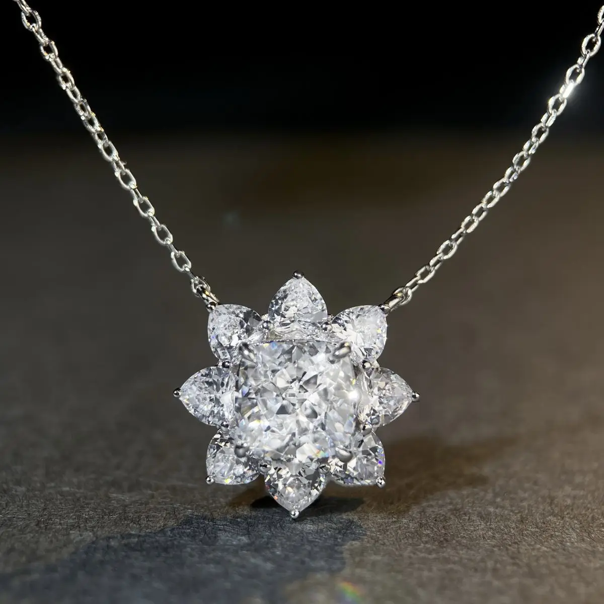 

S925 Sterling Silver Necklace Female HW Same Style Sunflower Pendant Luxurious Full Set High Carbon Diamond Ice Flower