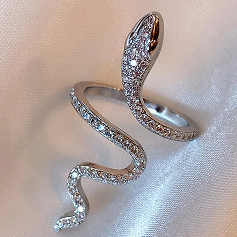 Fashionable Winding Snake with Adjustable Opening Ring, Cool and Unique Niche Design, Index Finger Ring