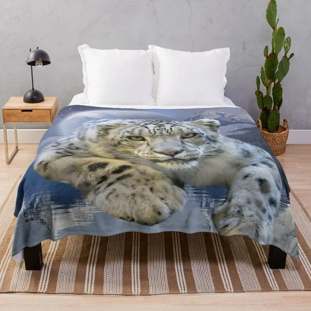 

Snow Leopard and Moon Throw Blanket Retros Moving Flannel Fabric Soft Plush Plaid Blankets