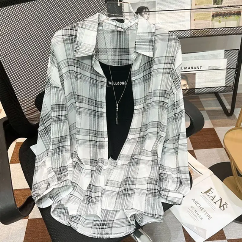 Women's Summer Ice Silk Sun Protection Shirt Breathable UV Protection Plaid Chiffon Cardigan New 2025 Lightweight Outerwear