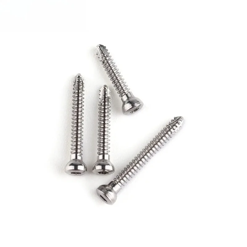 2.4mm standard cortical screw, practical accessory for dog orthopedic treatment and wound fixation.
