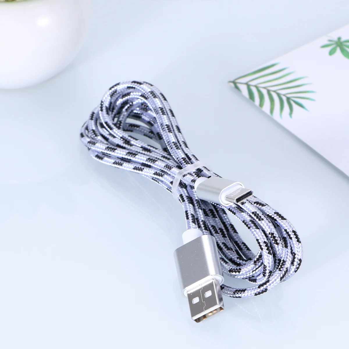 

Tiger Print USB C Cable 2 Meter Fast Charging Data Cable Nylon Wrapped Type C Cord for Smartphone Silver