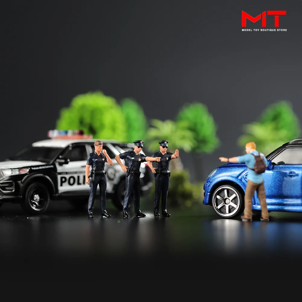 

ANT Miniature Handmade 1/64 1/43 American police Diorama Figure Model DIY Creative Photography Car Model Matching