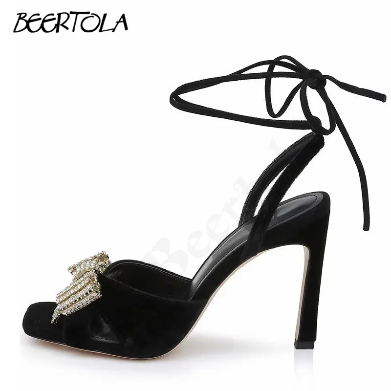 

Women's Bow Rhinestone Sandals Square Head Suede Open Toe Stiletto Sandals Heel Straps Large Size Hollow Fashion High Heels