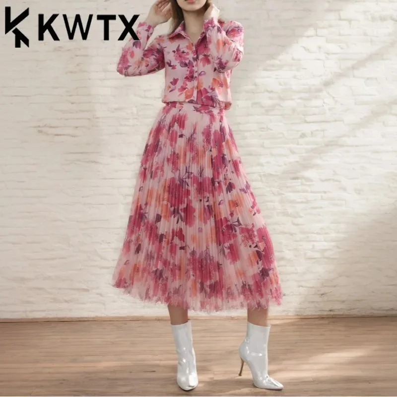 

KWTX Women’s Colorblock Two Piece Set 2025 Slim Fit Notched Blouse High Waist Pleated Skirt Spring Summer Casual Elegant Outfit