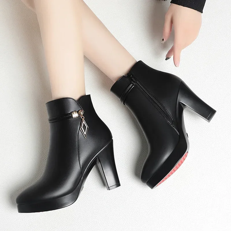 6cm 9cm Comfortable Fashion Soft Leather Winter Shoes Platform Botas 2024 Elegant Black Block High Heels Ankle Boots Office Mom