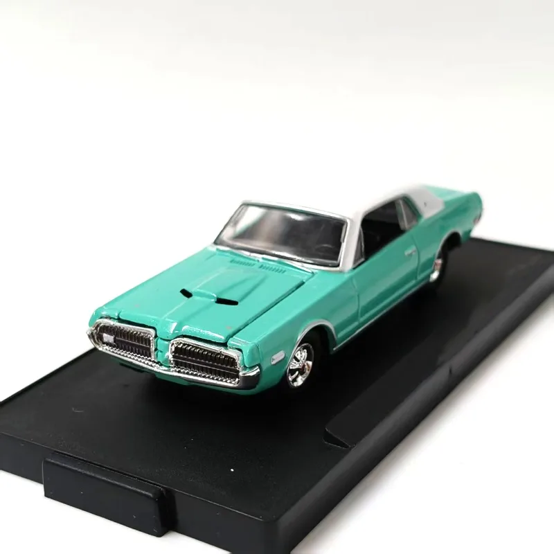 

Американский мышечный автомобиль, имитация легкосплавного автомобиля, готовая статическая коллекция, орнамент, новая имитационная модель автомобиля с упаковкой