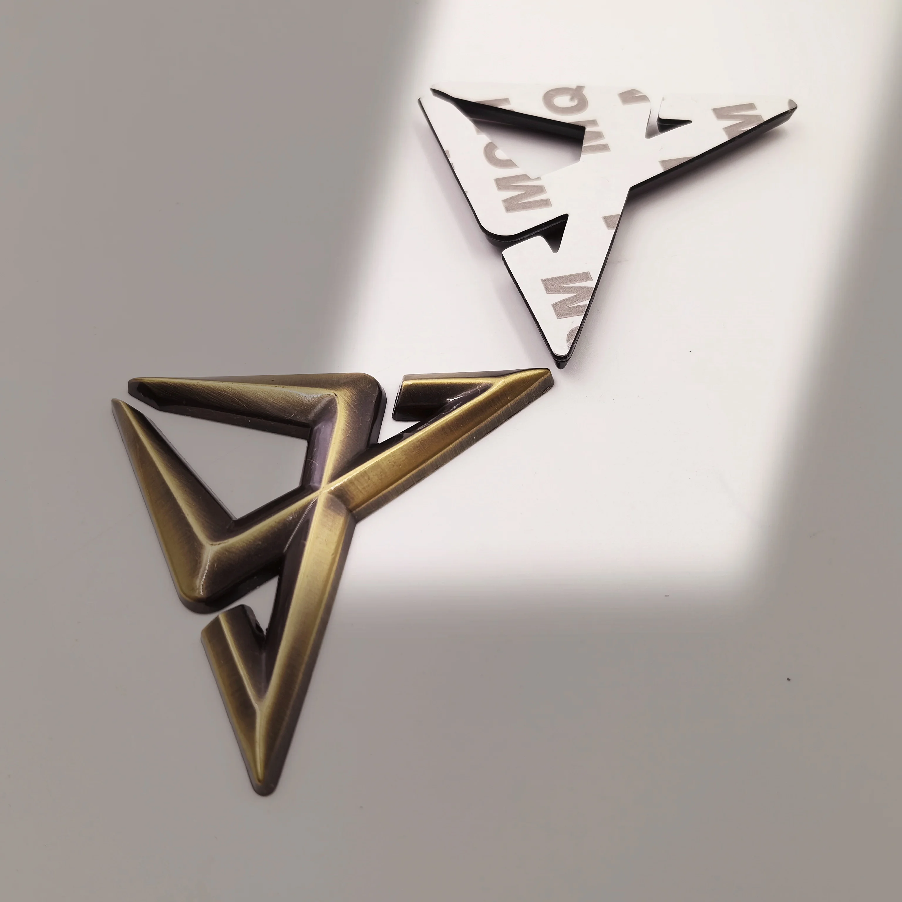 3D Metal Car Hood Fender Trunk Emblem Badge Sticker Small 3D Car Body Decal Front And Rear Universal Body Sticker for Vehicle image 3